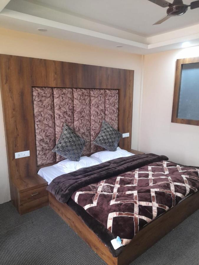 Hotel Zoon Dabb Srinagar Airport Kashmir Exterior foto